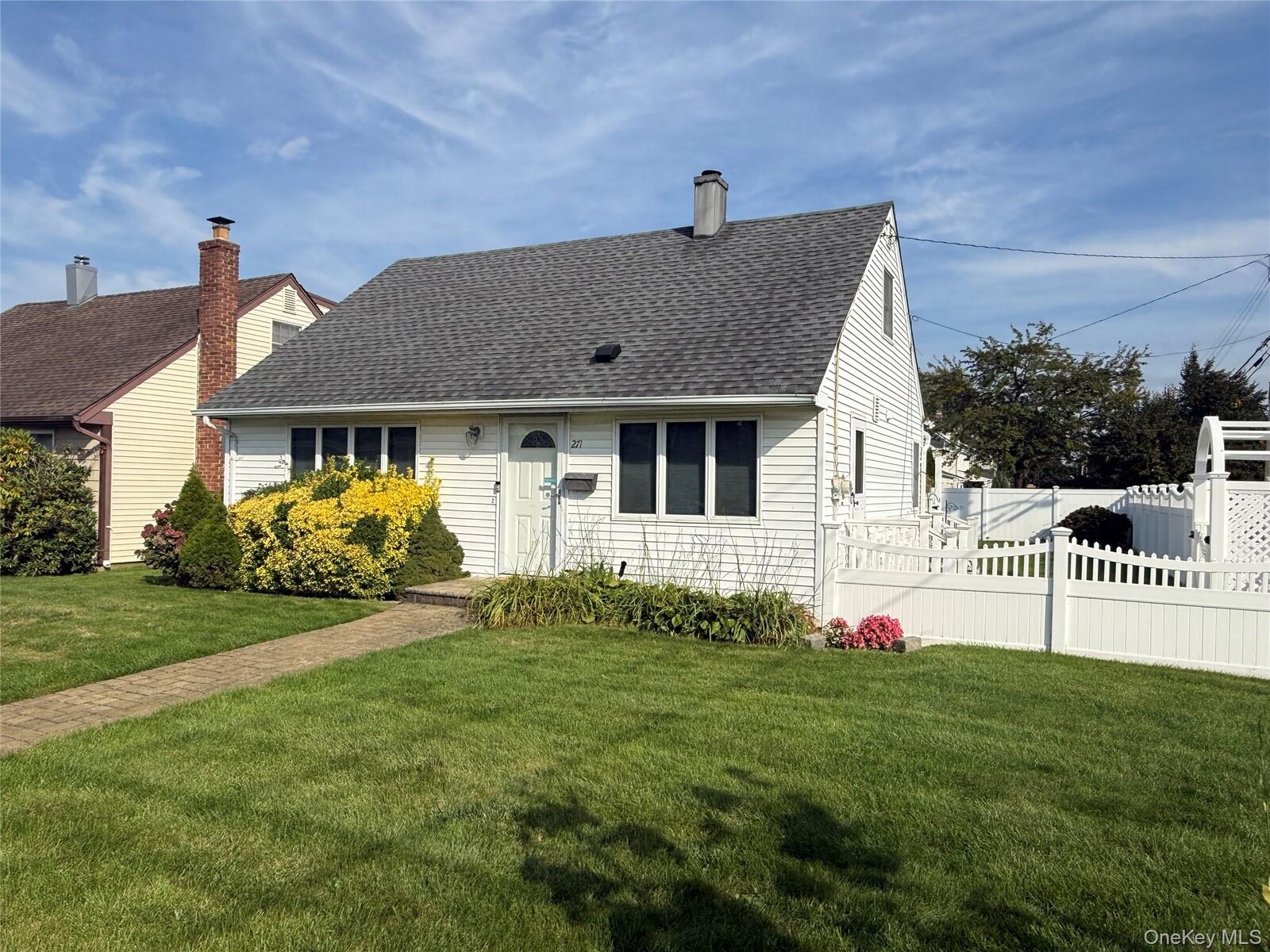 Property Photo: 271 Forest Avenue NY 11758