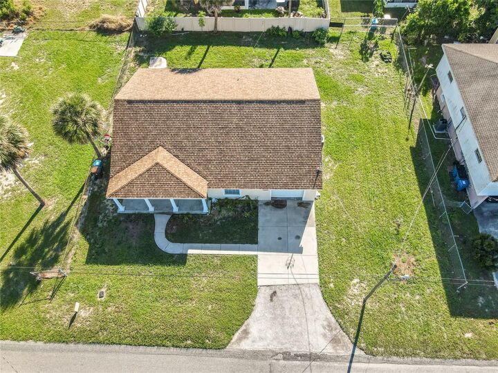 Property Photo:  1607 N 18th Street  FL 33844 