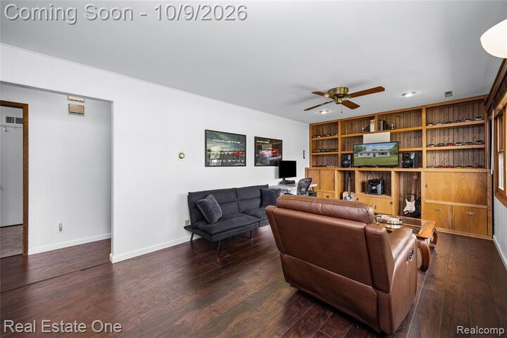 Property Photo: 3772 Joslyn Road MI 48359 1209