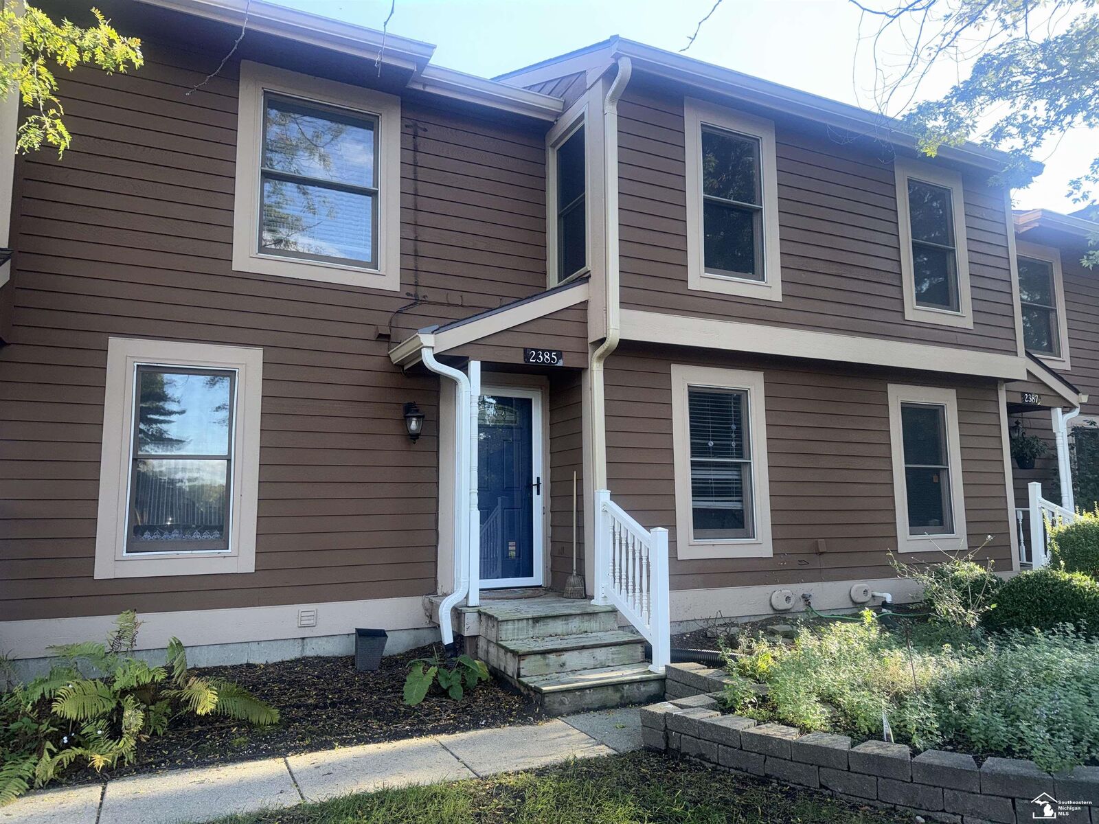 Property Photo:  2385 N Wild Blossom Court Circle  MI 48823 