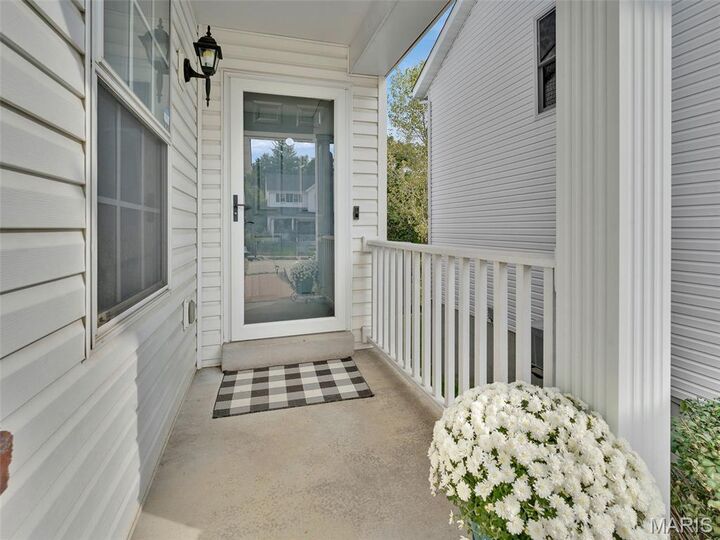 Property Photo:  1176 Big Bend Crossing Drive  MO 63088 