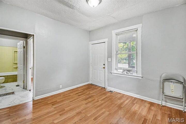 Property Photo:  8914 Ramona Avenue  MO 63121 