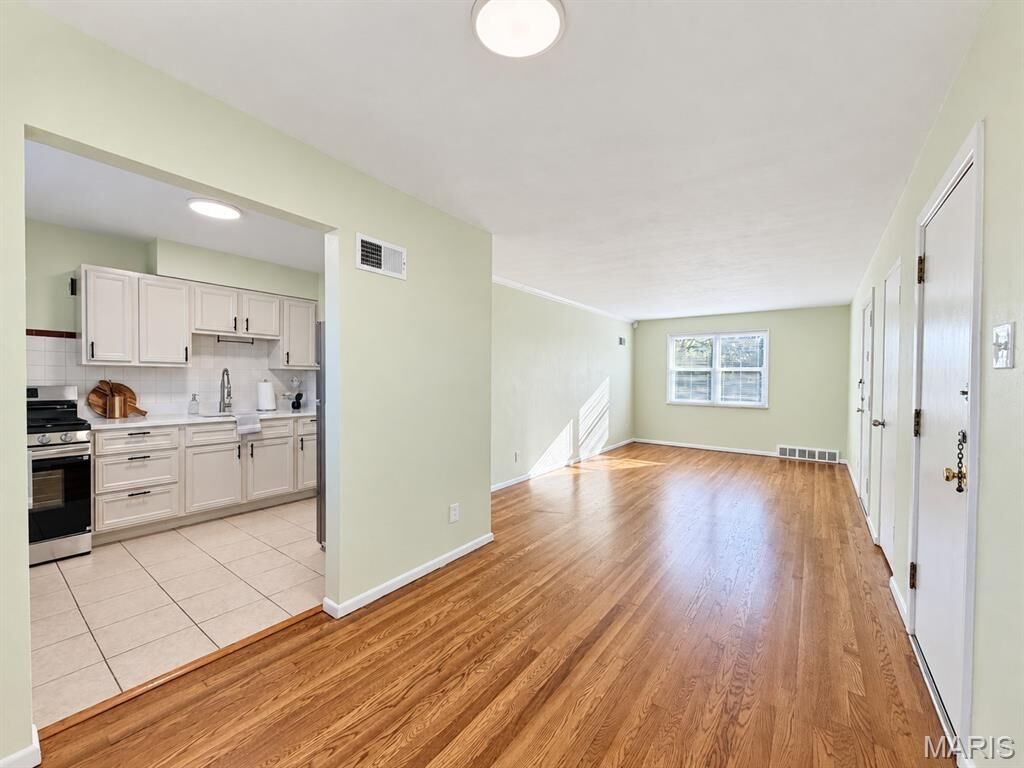 Property Photo:  7176 Jamieson Avenue 1W  MO 63109 