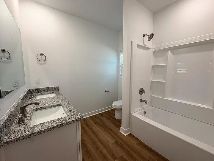 Property Photo: 114 Hatton St TN 38301