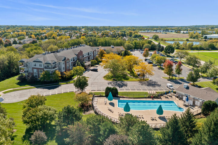 Property Photo:  12950 Meadow View Court 305  IL 60142 