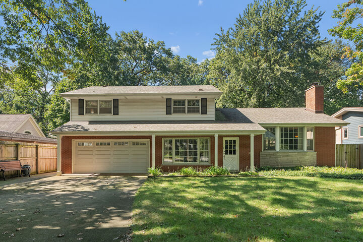 Property Photo:  17914 S Hood Avenue  IL 60430 
