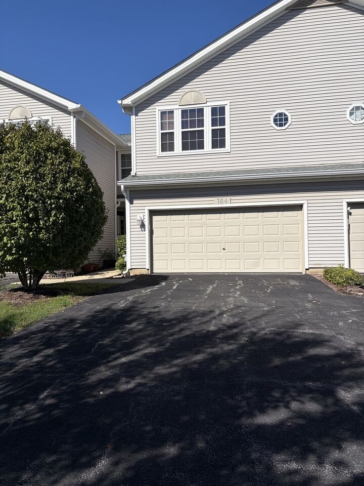 Property Photo: 764 Panorama Court IL 60502
