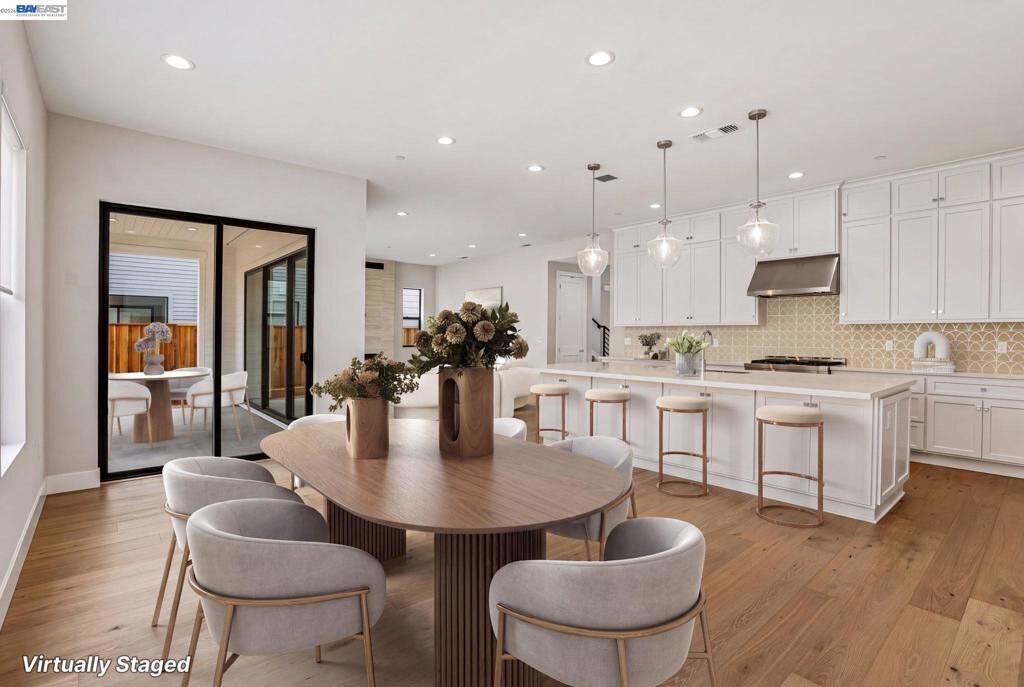Property Photo:  2308 Sanderling Ave  CA 93933 