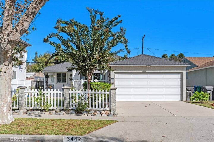 Property Photo:  3442 N Studebaker  CA 90808 