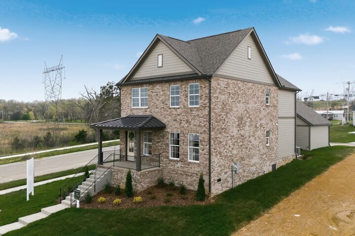 Property Photo:  1805 Flatwaters St  TN 37174 