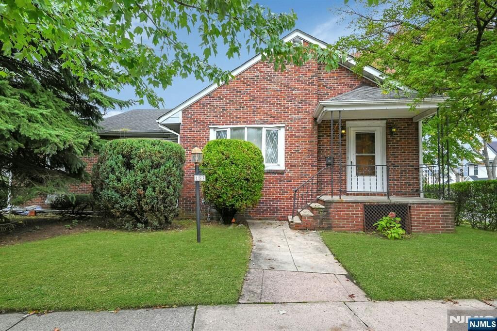 Property Photo:  153 Orient Way  NJ 07071 