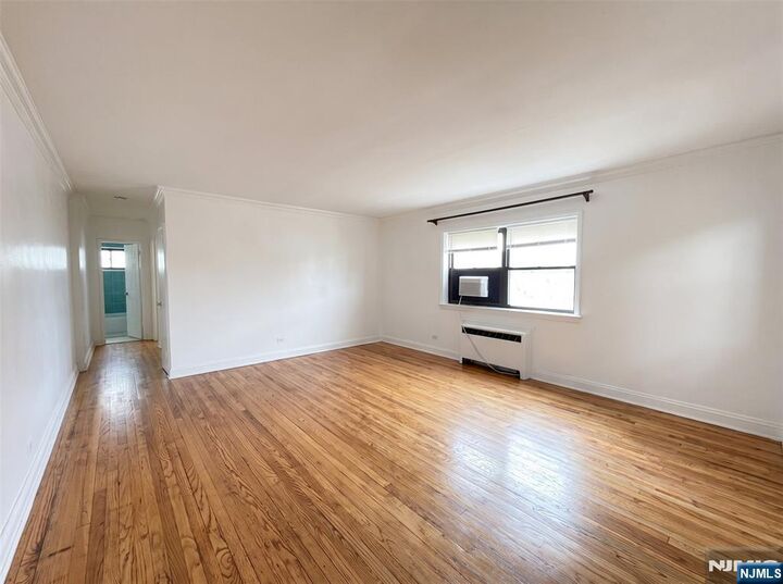 Property Photo:  3081 Edwin Avenue 1A  NJ 07024 