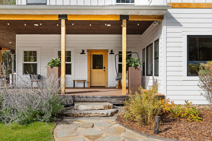 Property Photo:  687 N Valley Drive  MT 59937 