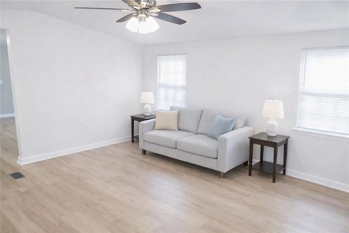Property Photo:  653 E Bayou Road  LA 70037 