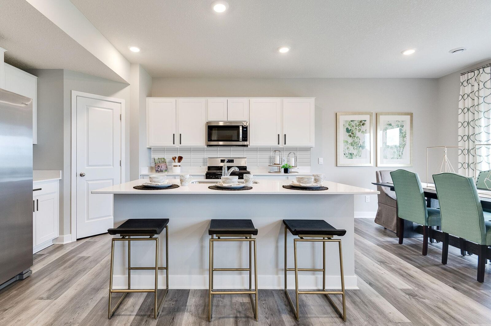 Property Photo: 156 Snowdrop Trail MN 55387