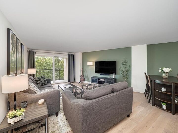 Property Photo: 1200 Nicollet Mall 507 MN 55403