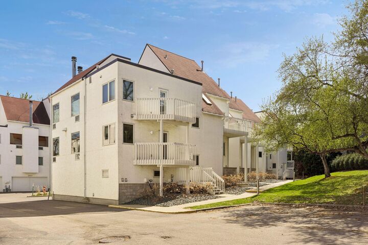 Property Photo: 3049 Lake Shore Drive A MN 55416