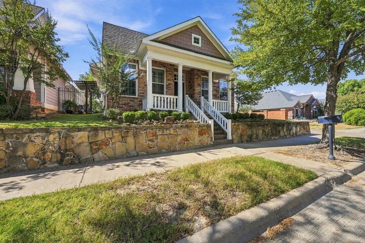 Property Photo: 6033 Roaring Springs Drive TX 76180