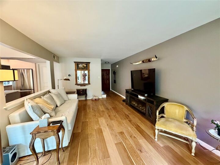 Property Photo:  1201 Portales Lane Bldg L  TX 75061 