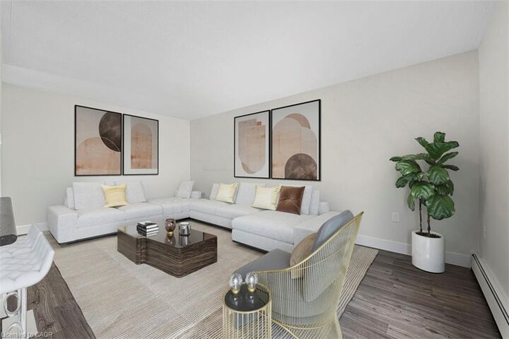 Property Photo:  607 Heritage Drive 702  ON N2B 3J2 