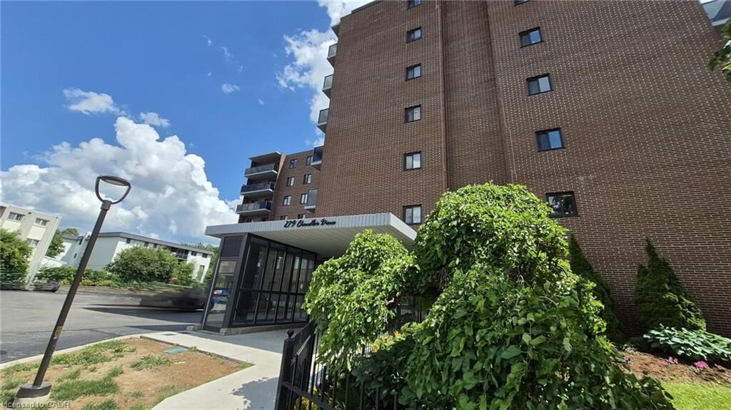 Property Photo:  279 Chandler Drive 706  ON N2E 1X6 