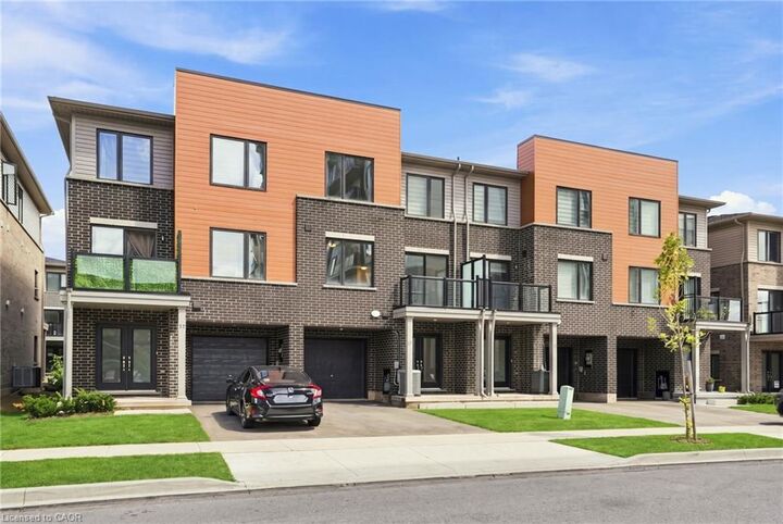 Property Photo:  19 Roxanne Drive 119  ON L8H 0B6 