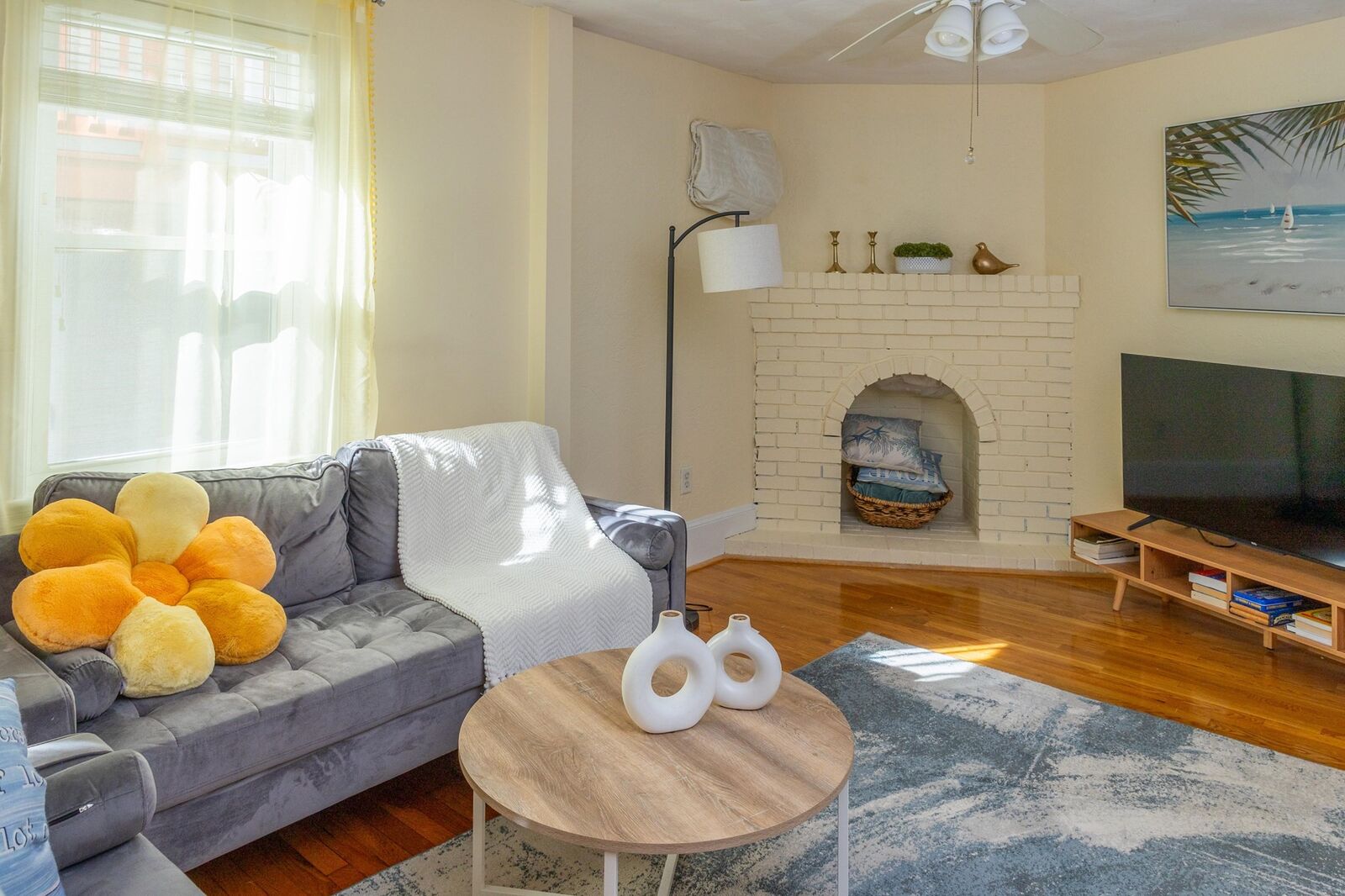 Property Photo:  85 Beach Rd  MA 02152 