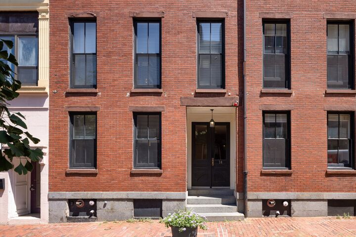 Property Photo:  14 Temple Street  MA 02114 