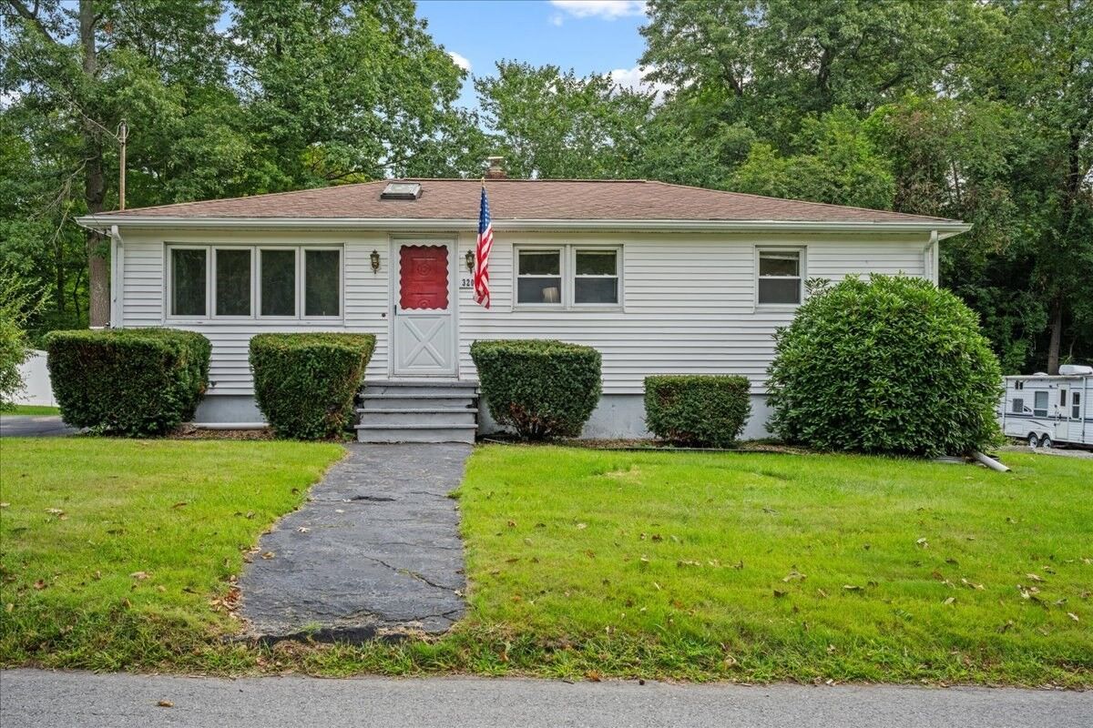 Property Photo:  320 Mason Rd Ext  MA 01571 