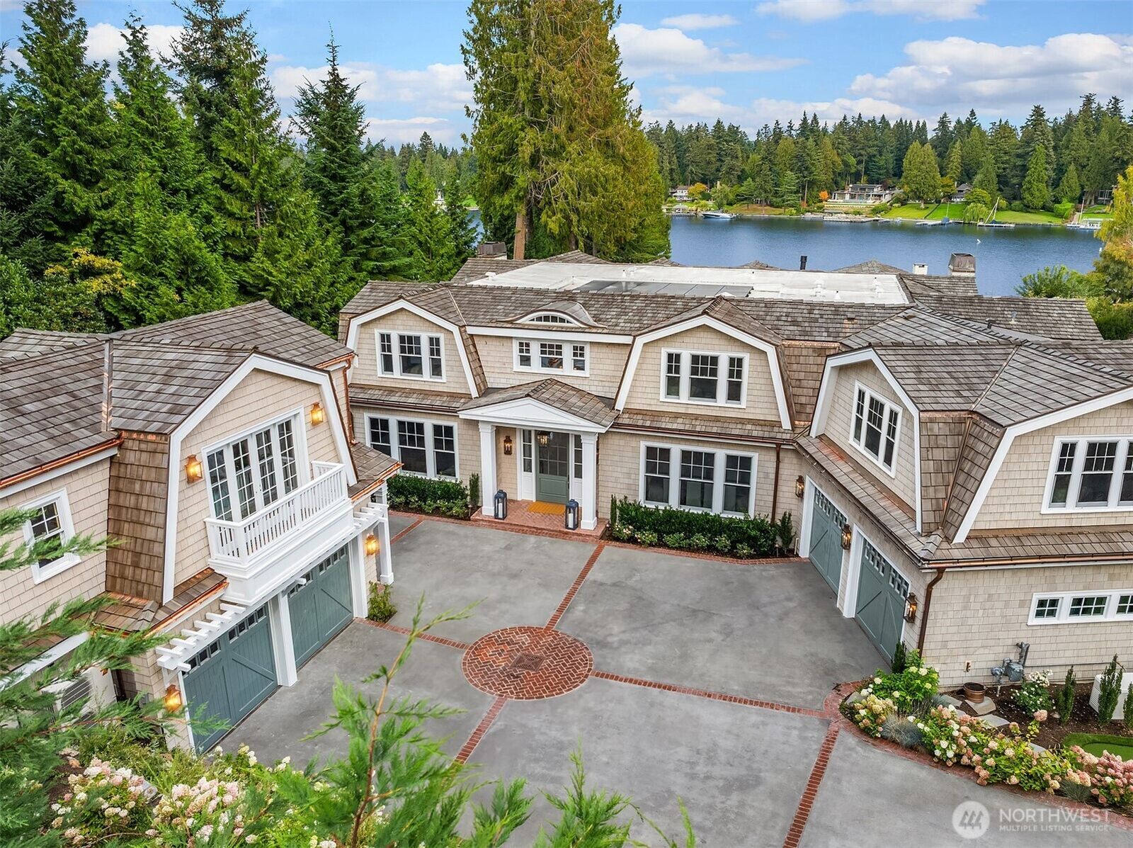 Property Photo: 3430 Evergreen Point Road WA 98039