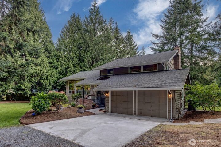 Property Photo:  15724  168th Avenue NE  WA 98072 