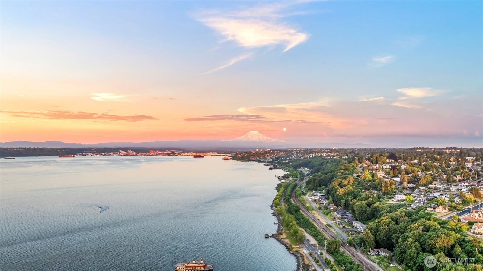 Property Photo:  5204 N Bennett Street 311  WA 98407 
