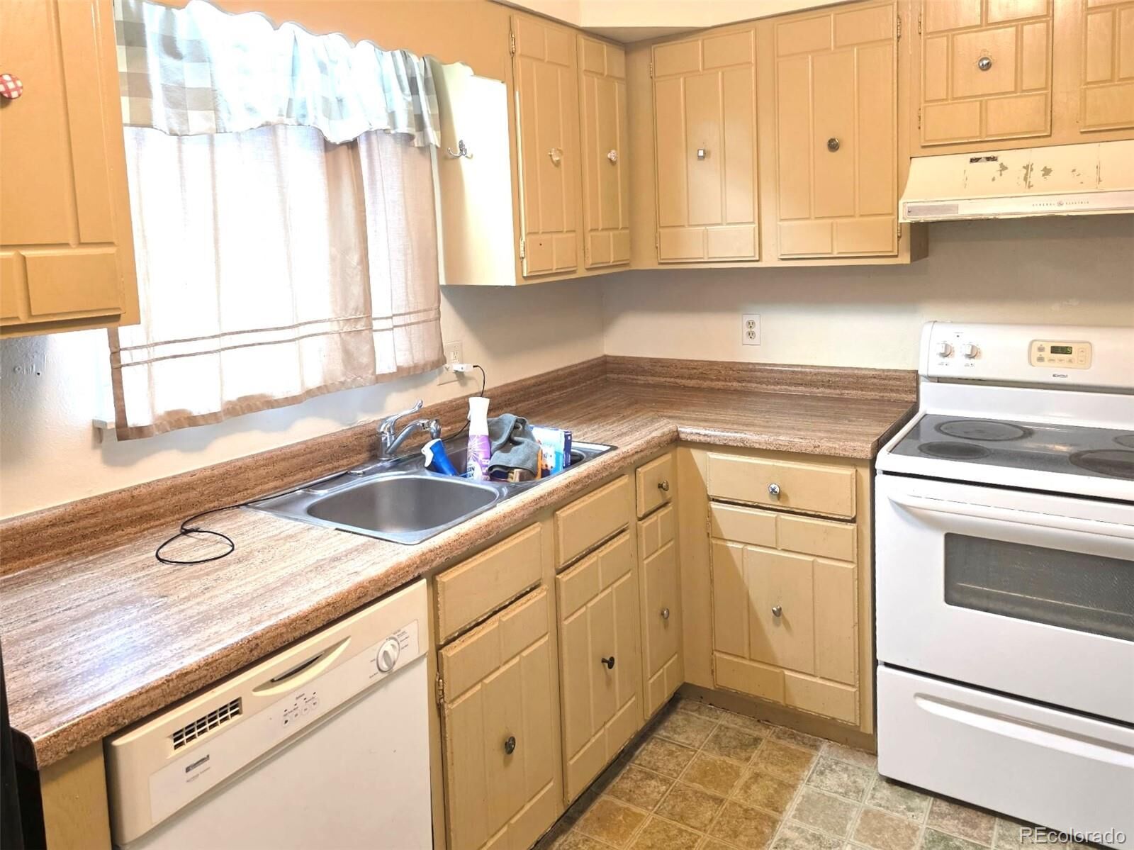 Property Photo:  49 Douglas Lane 53  CO 81001 