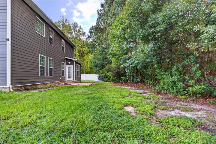 Property Photo:  4072 Ravine Gap Dr  VA 23435 