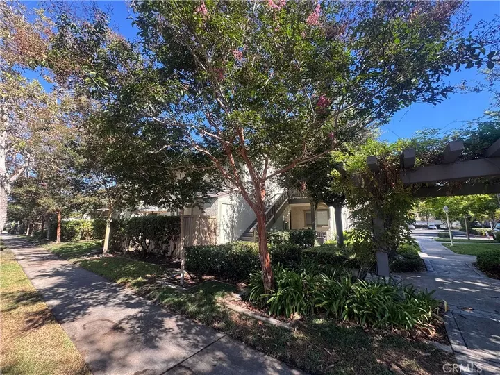 Property Photo:  17 Smokestone  CA 92614 