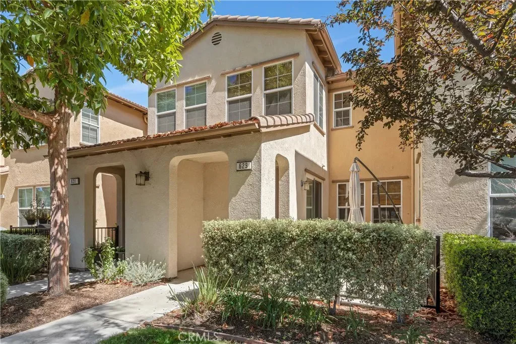 Property Photo: 629 Forest Park CA 93036