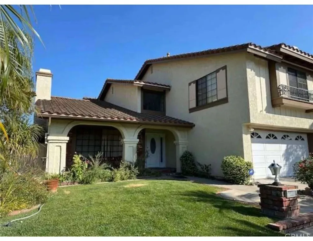 Property Photo: 20480 Via Sonador CA 92886