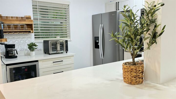 Property Photo:  1800 N Lauderdale Ave 1117  FL 33068 