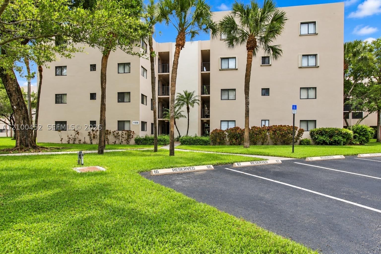 Property Photo:  8760 SW 133rd Ave Rd 114  FL 33183 