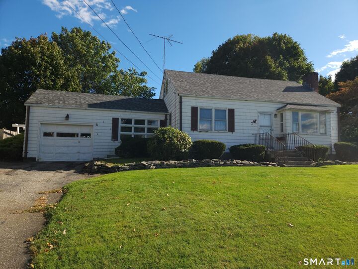 Property Photo:  17 Hoover Street  CT 06460 