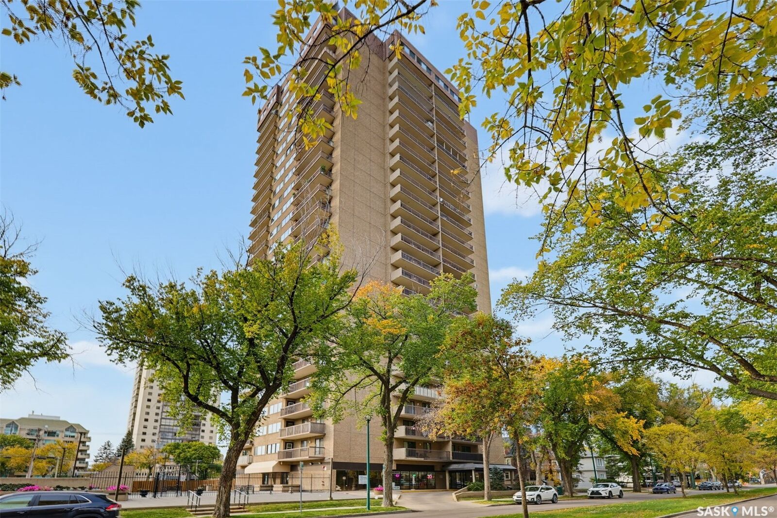 Property Photo:  311 6th Avenue N 801  SK S7K 7A9 