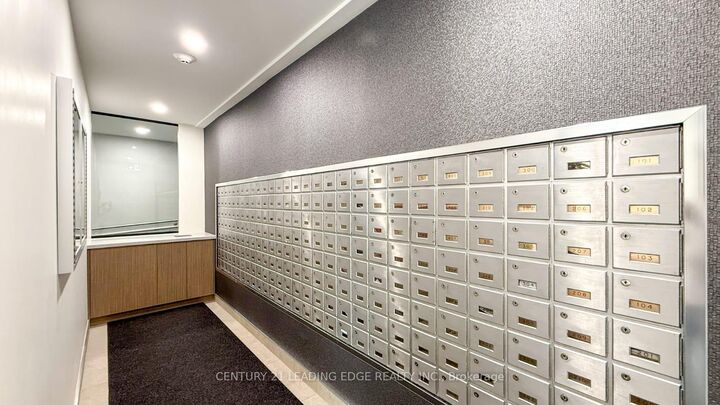 Property Photo:  511 The West Mall N/A 1908  ON M9C 1G5 