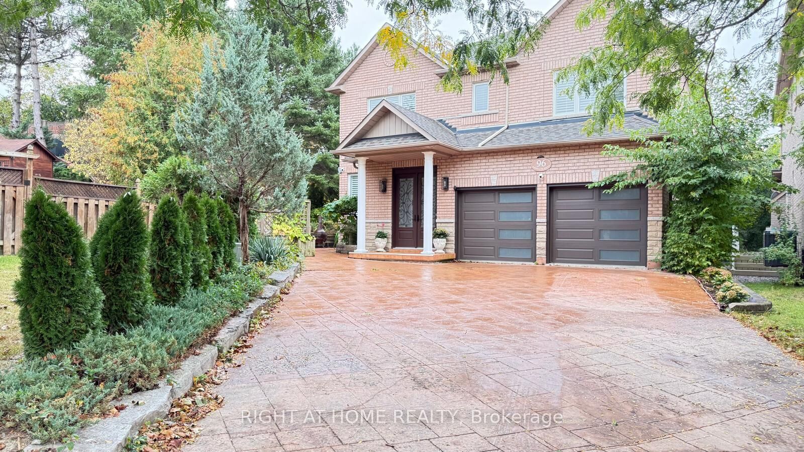 Property Photo: 96 Bradgate Drive ON L3T 7M3