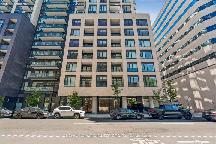 Property Photo:  543 Richmond Street W 1021  ON M5V 0W9 