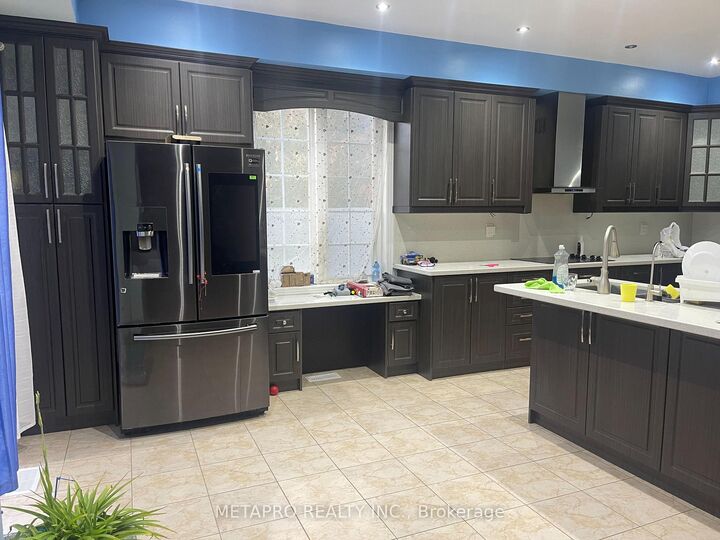 Property Photo:  54 Snowshoe Lane E  ON L6R 0J6 