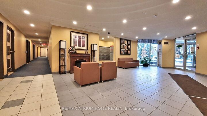 Property Photo:  3050 Ellesmere Road 1515  ON M1E 5E6 