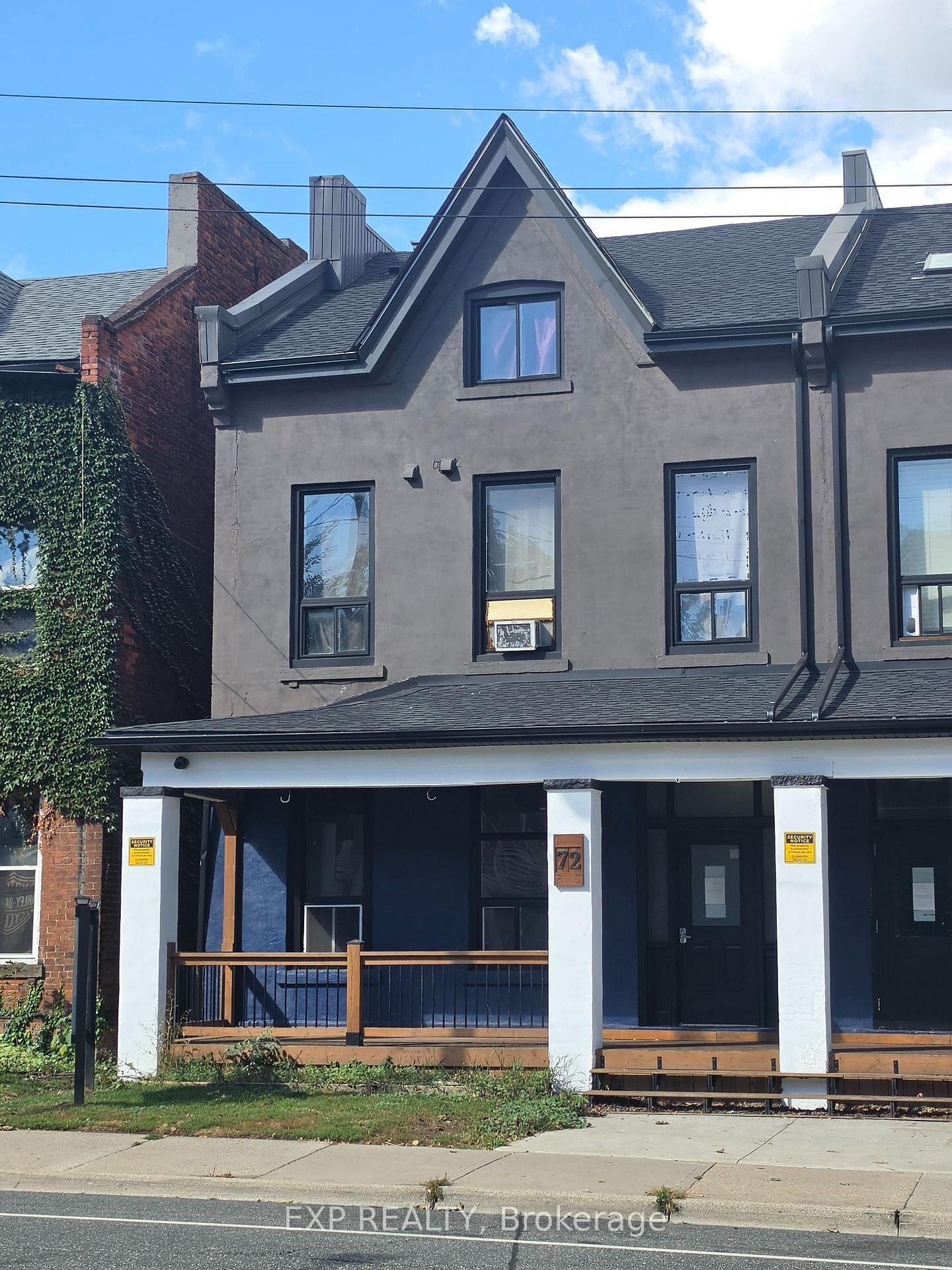 Property Photo:  72 Victoria Avenue S 301  ON L8N 2S7 