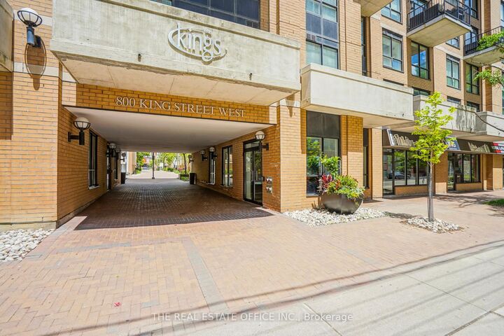 Property Photo:  800 King Street W 414  ON M5V 3M7 