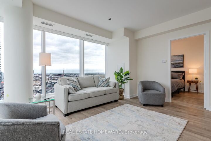 Photo de la propriété:  28 Freeland St. Street 3907  ON M5E 0E3 