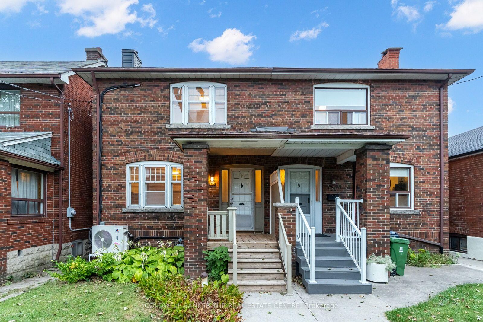 Property Photo: 134 Harvie Avenue ON M6E 4K3
